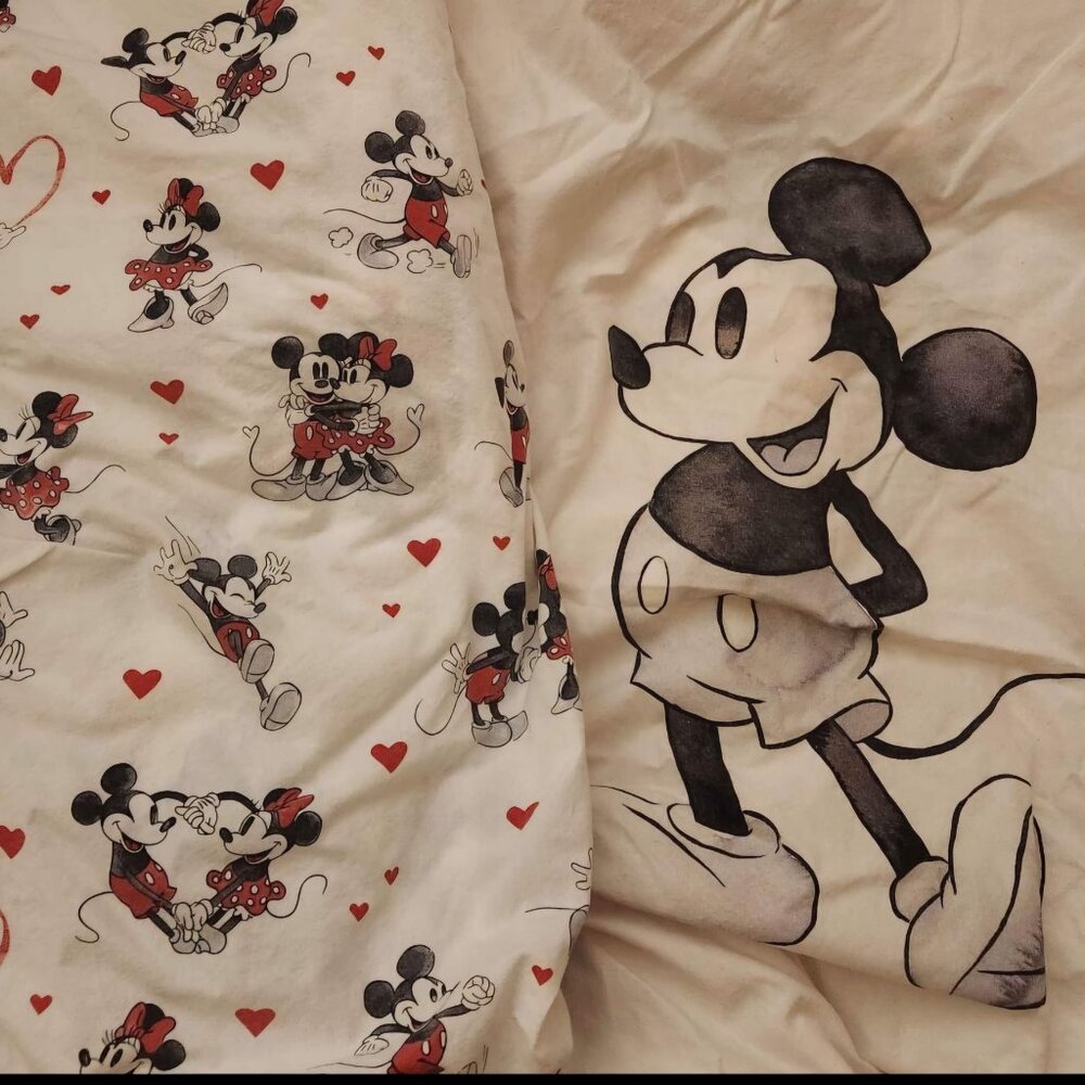 Pottery Barn Crib Sheets Disney Mickey
